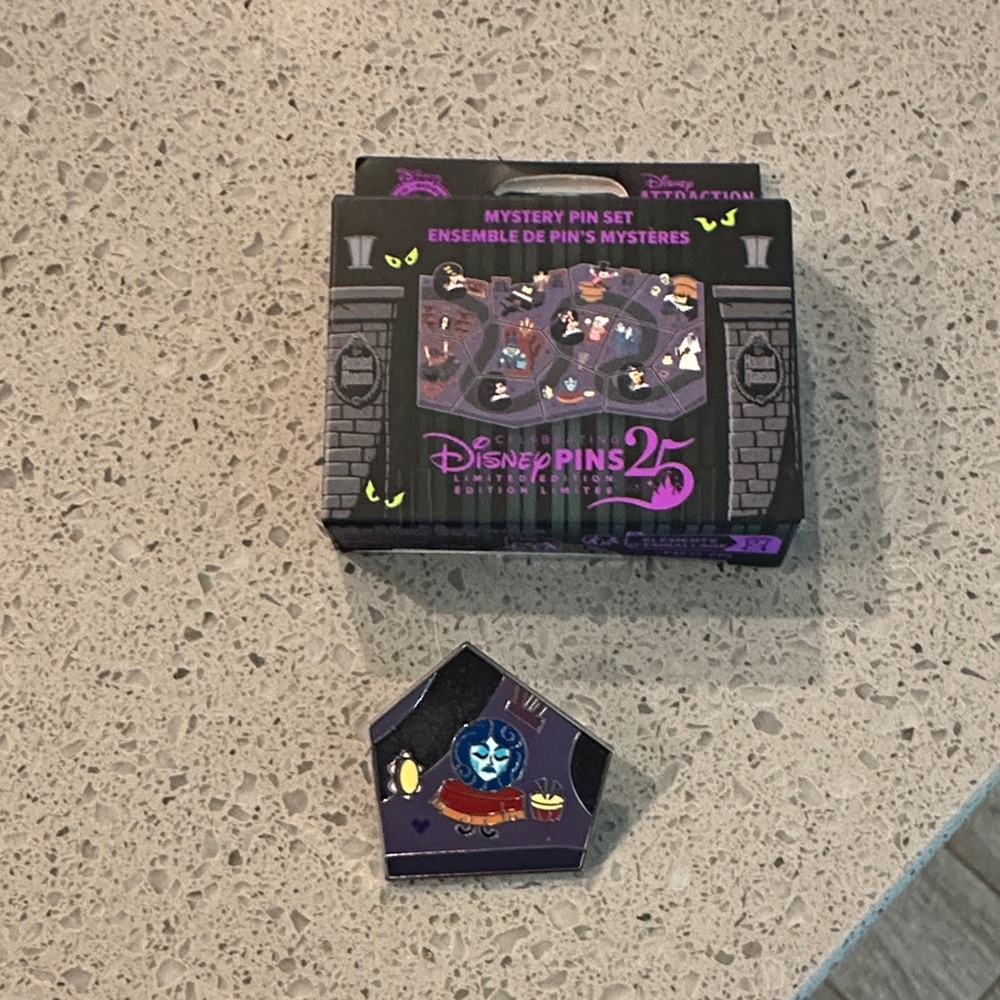 Haunted Mansion Disney Puzzle Pin Limited Edition
